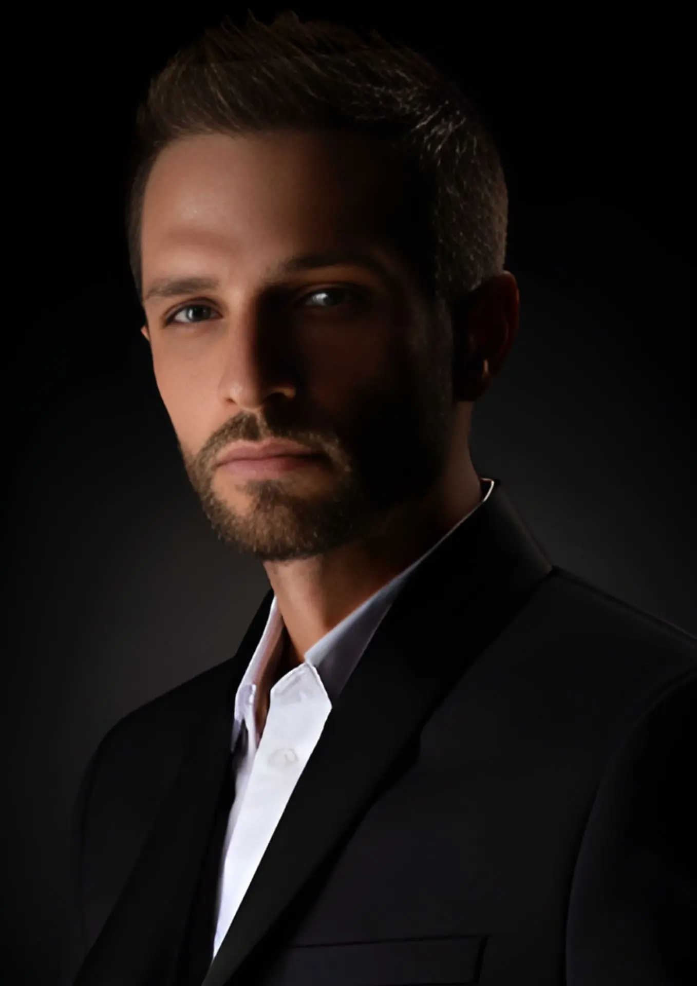 Vincent F, COO